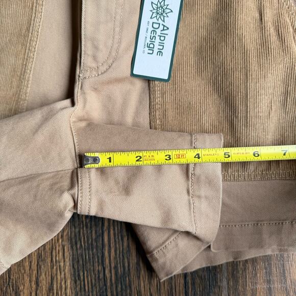 NWT Alpine Design Women’s Shorts Size 2 Tan High Rise 5” Corduroy Patch - Picture 7 of 7